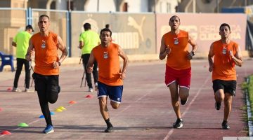 «صافرة البداية نحو التألق».. 28 حكمًا و13 مساعدًا يجتازون بنجاح اختبارات اللياقة البدنية