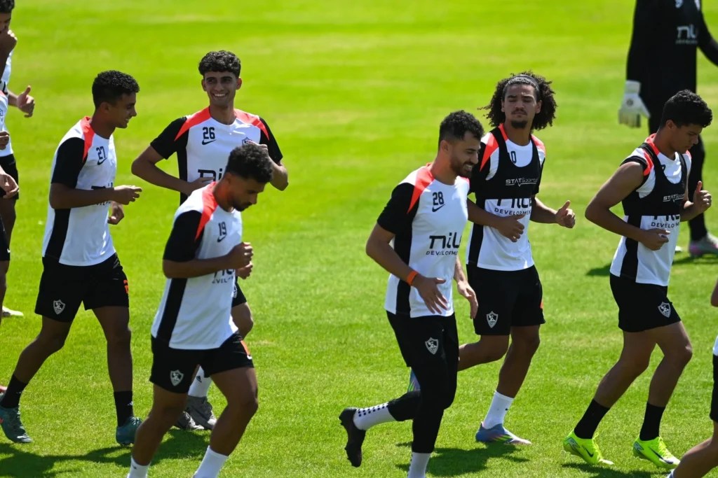 «تدعيمات مستقبلية» الزمالك يضم مدافعًا شابًا إلى معسكر الفريق في العاصمة الإدارية