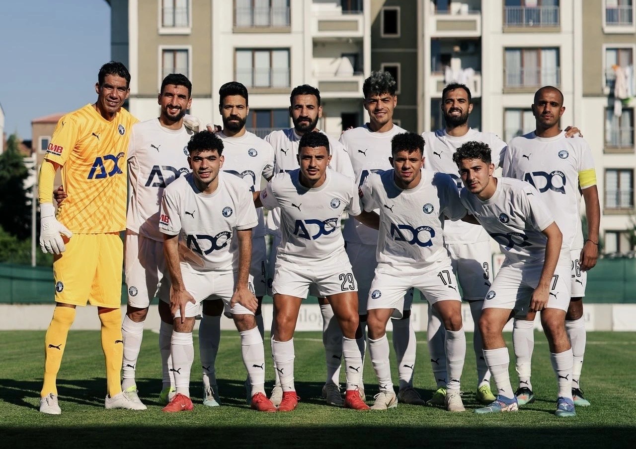 «استعدادًا للموسم الجديد» بيراميدز يختبر قاسم باشا ودياً في معسكر تركيا