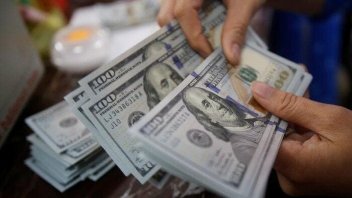 «الدولار يشتعل».. الجنيه المصري يواجه تحديات جمة في تعاملات الأربعاء 23 يوليو 2025