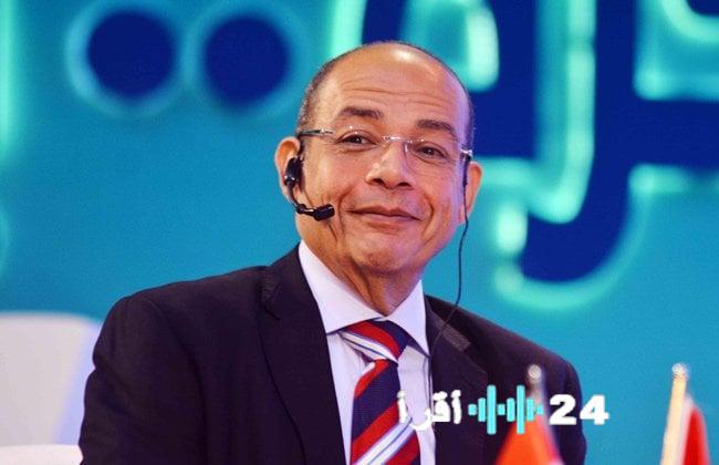«عودة إلى زمن الفن الجميل» محمد مصطفى شردي يُنعش ذاكرة بورسعيد في معرض الكتاب