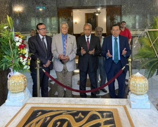 «وفاءً للزعيم» مصطفى بكري يحيي ذكرى عبد الناصر بزيارة ضريحه في احتفالات يوليو