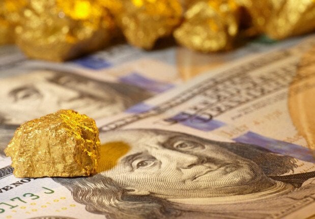 «تذبذب مستمر».. سعر الذهب والدولار يشهدان تحركات جديدة في السوق المصرية