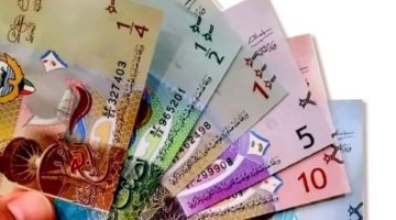 «تحديث فوري» الدينار الكويتي يحافظ على استقراره في السوق المصري اليوم الجمعة