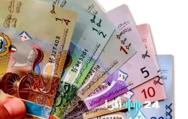 «تحديث فوري» الدينار الكويتي يحافظ على استقراره في السوق المصري اليوم الجمعة