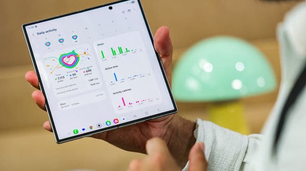 «هل هذه نهاية الطي؟» مفصلات شاشة Galaxy Z Fold 7 تثير نقاشًا حادًا