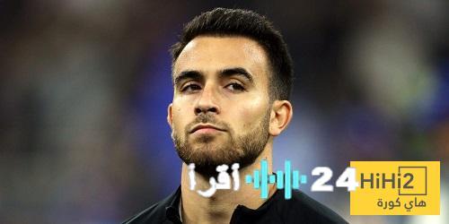 «مستقبل في برشلونة؟» تجديد عقد إريك غارسيا يثير التساؤلات في أروقة الكامب نو