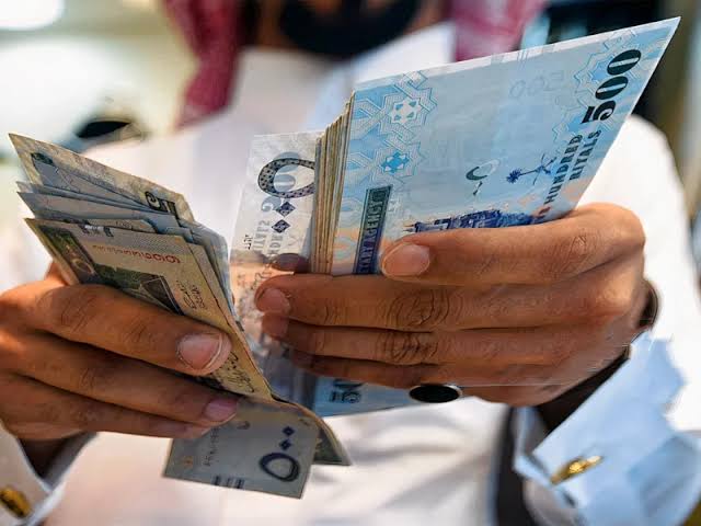 «خبر سار للمتعثرين» الراجحي يطلق برنامج إيداع نقدي 250 ألف ريال لسداد المديونية بأقساط ميسرة للسعوديين والمقيمين