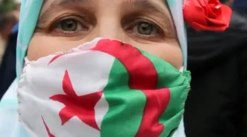 «فرصة ذهبية» الآن.. فتح باب التسجيل في منحة المرأة الماكثة بالبيت بالجزائر عبر الإنترنت