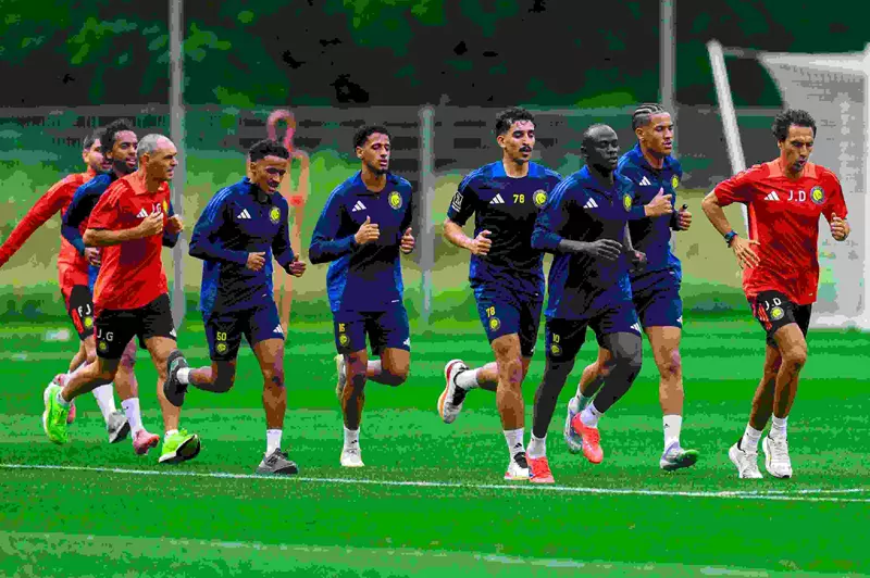 «ضربة موجعة للأخضر» إصابة لاعب أساسي تربك حسابات المنتخب السعودي بعد ودية النمسا