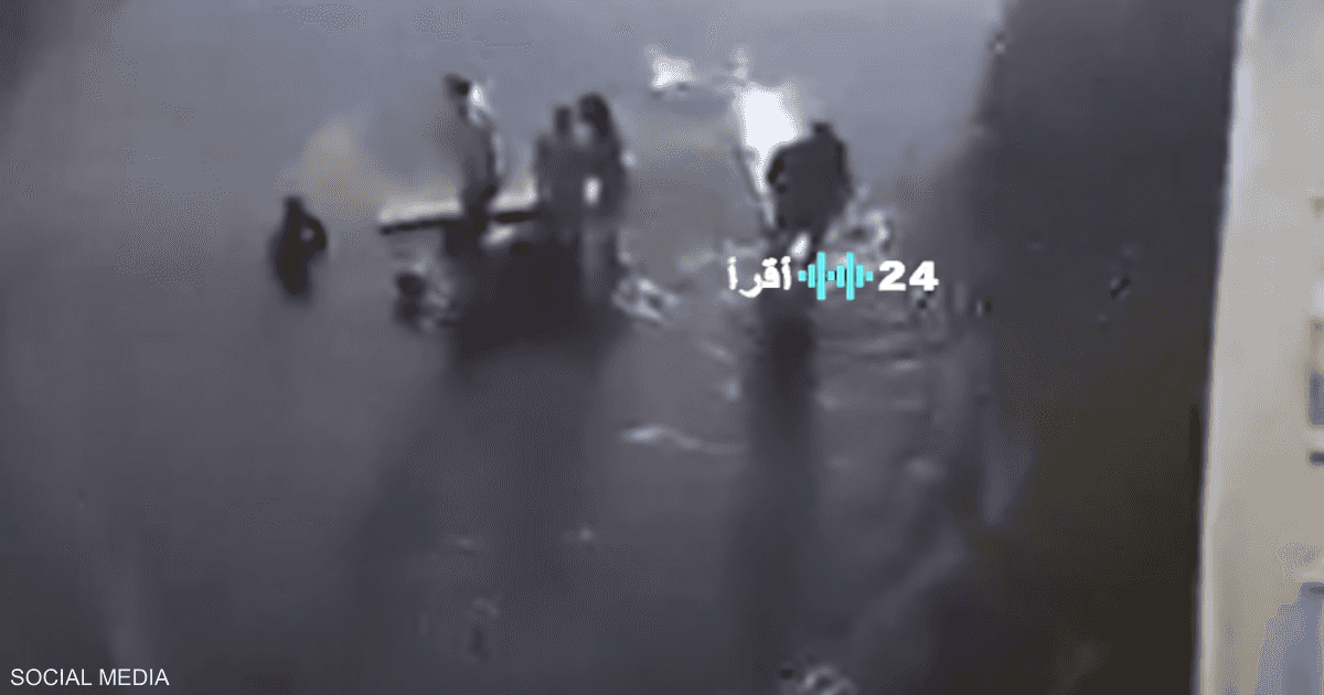 حادث الجزائر المروع مصرع 18 شخصا والبحث جار عن ناجين