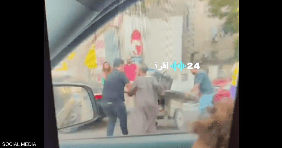 «غضب واستياء» فيديو “بائع البطاطا” يشعل الرأي العام في مصر وتحرك حكومي سريع