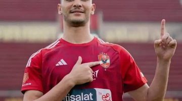 «رفض قاطع» الأهلي يحصّن أشرف داري ضد إغراءات الرحيل ويُغلق باب العروض