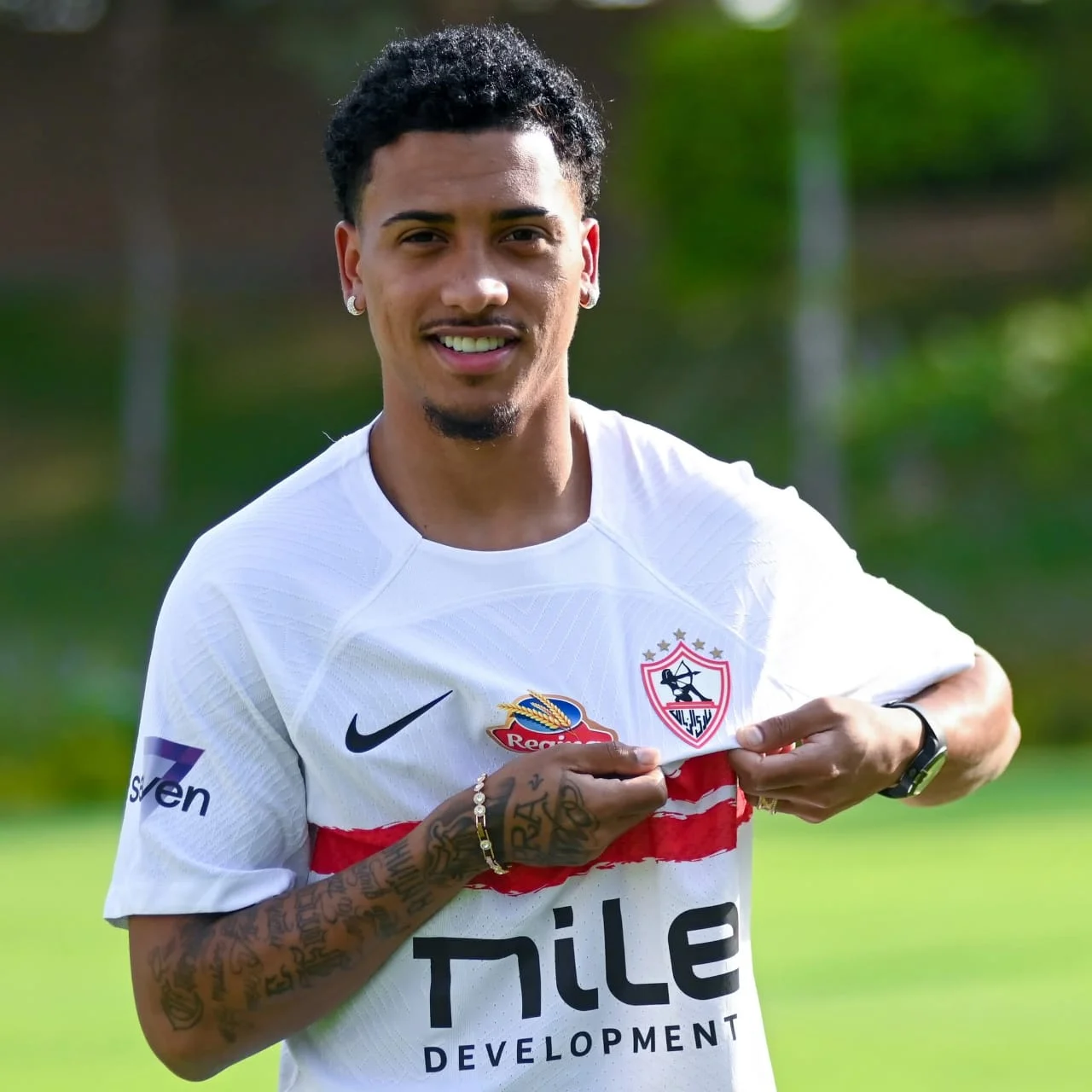 «بأقدام بيضاء» الزمالك يقتنص الشوط الأول بهدف أمام مودرن سبورت