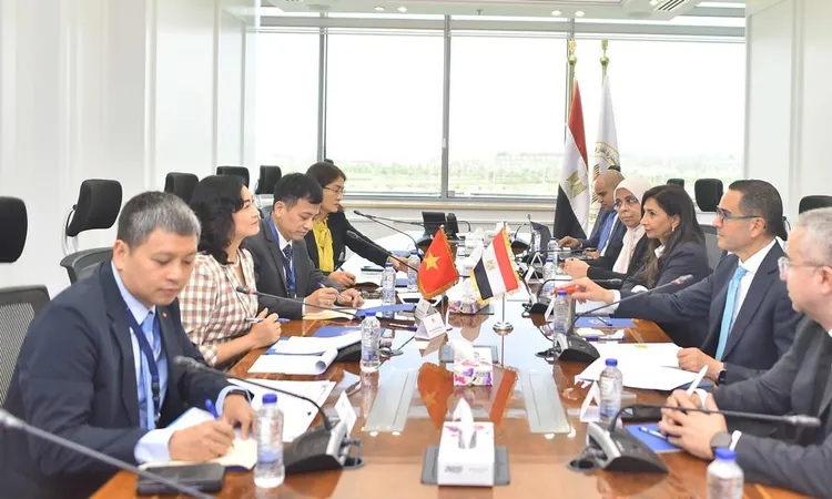 «تعزيز التعاون التجاري» وزير الاستثمار المصري يبحث مع المسؤولة الفيتنامية سبل تنمية التبادل التجاري المشترك في ظل التحديات الاقتصادية العالمية