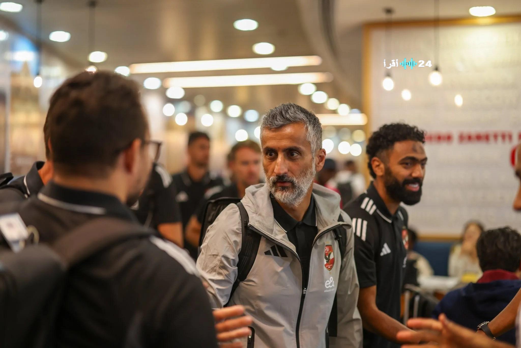 «بين مطرقة البقاء وسندان الرحيل» مصير غامض يلاحق ثنائي الأهلي بعد تعثر انتقالات الصيف