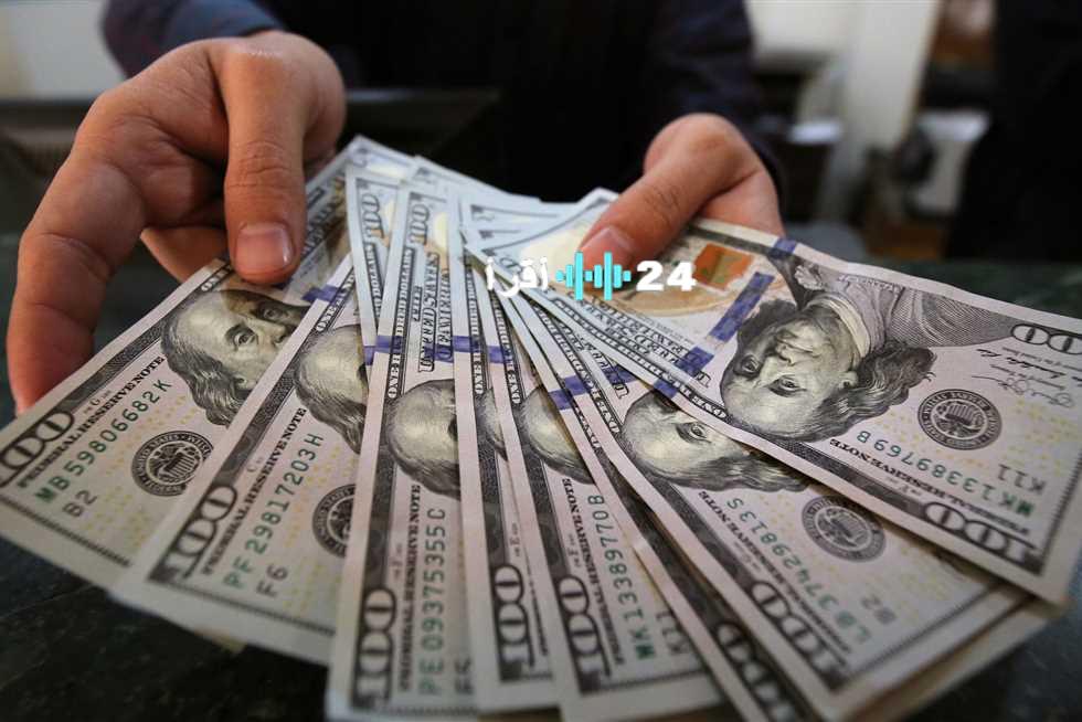 «صعود صاروخي» الدولار يشتعل في أسواق بغداد