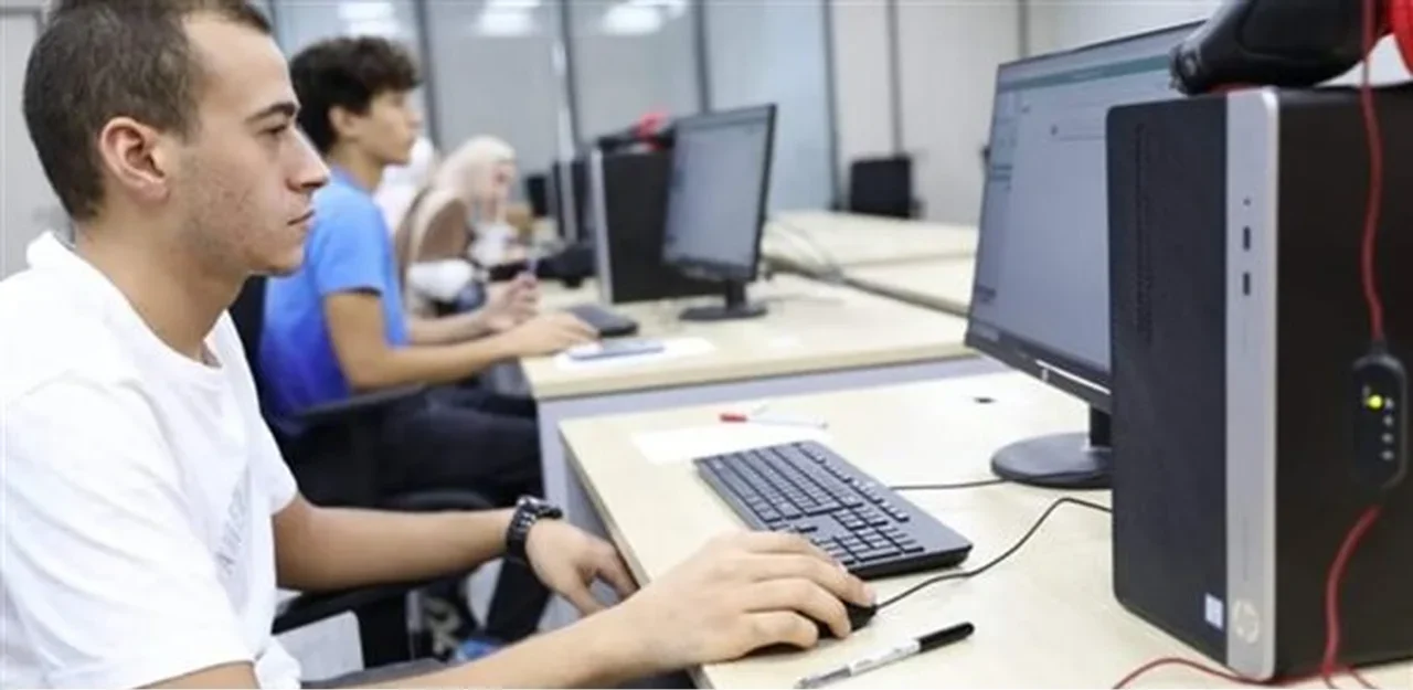 المرحلة الثالثة تنسيق الجامعات 2025… انطلاق تسجيل الرغبات إلكترونيا عبر موقع التنسيق