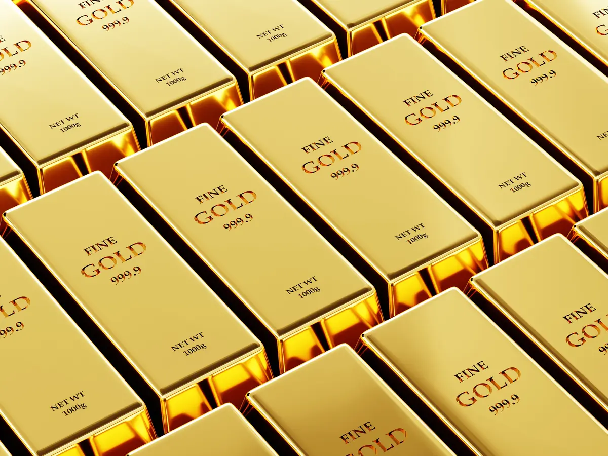 سعر الذهب في العراق اليوم السبت توقعات أسعار مثقال الذهب عيار 21 اليوم 16 أغسطس 2025