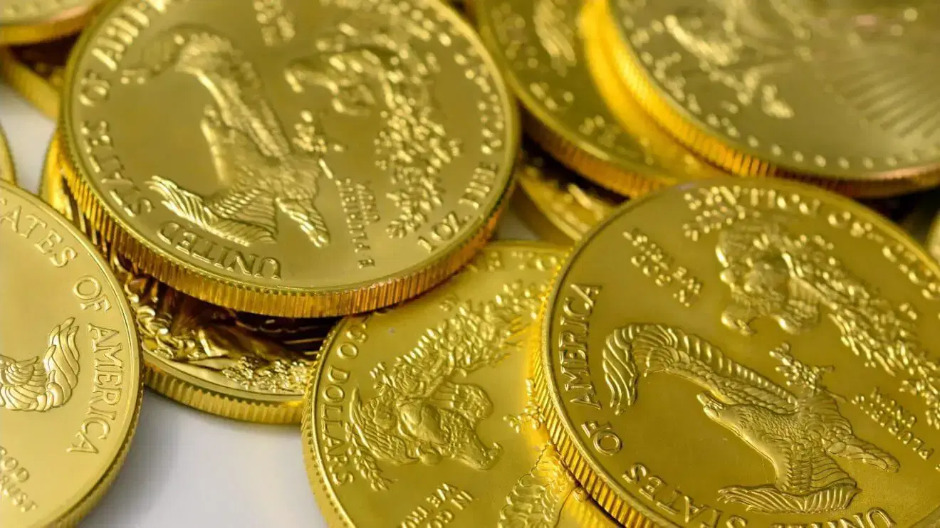 «تراجع مفاجئ» سعر الجنيه الذهب اليوم الأحد يكشف عن مستجدات غير متوقعة
