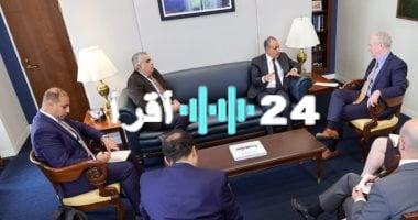 «دبلوماسية حاسمة» وزير الخارجية يؤكد التزام مصر الراسخ بحل الدولتين كضمان للسلام