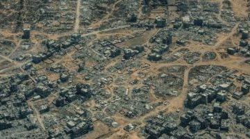 أنقاض وقبور ومشاهد نهاية العالم من السماء كيف تبدو غزة في صور وفيديو