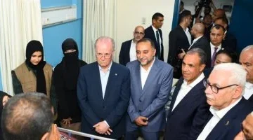 «دعمًا لجهود الإغاثة» رئيس الوزراء الفلسطيني ووزير الخارجية يتفقدان مستشفى العريش العام
