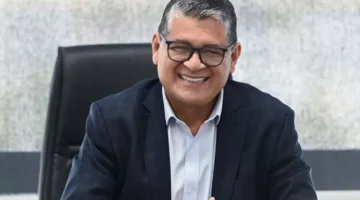 «اعتراف جريء» أوسكار رويز: أدعم الحكام المصريين واللجنة تعمل باستقلالية تامة