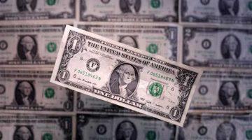 سعر الدولار يراوح مكانه أمام الجنيه والعملات العربية والأجنبية في منتصف تعاملات الخميس