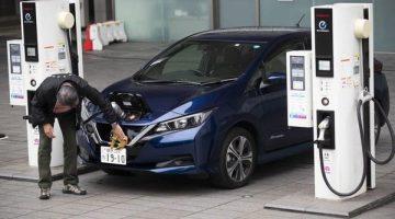 «ضربة موجعة لإيلون» موظفون سابقون في تسلا يُطلقون شركة شحن منافسة للسيارات الكهربائية