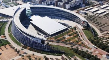 «فرصة ذهبية للخريجين» جامعة مرموقة تعلن عن وظائف أكاديمية وإدارية شاغرة