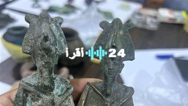«كنز مهرب على بوابة سيناء» جمارك نويبع تحبط تهريب قطع وعملات معدنية أثرية