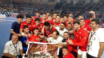 «يوم حافل بالمتعة» الخميس: منتخب الناشئين يواجه البحرين وبايرن ميونيخ يصطدم بتوتنهام