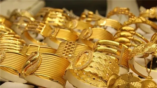 «توقعات مُذهلة» ارتفاع أسعار الذهب عالميًا يلوح في الأفق.. خبراء يكشفون السيناريو المحتمل