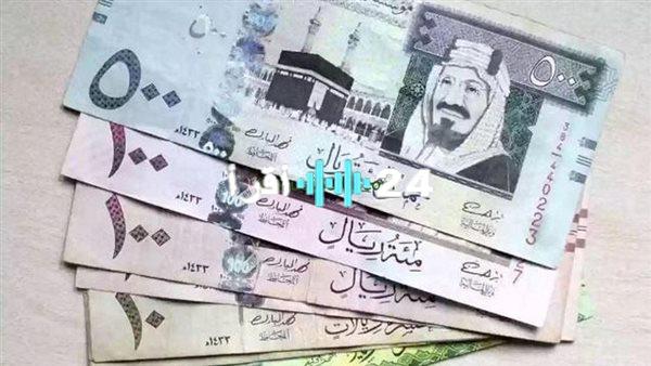 «نافذة على الأسواق» نظرة على أسعار صرف العملات العربية اليوم الجمعة