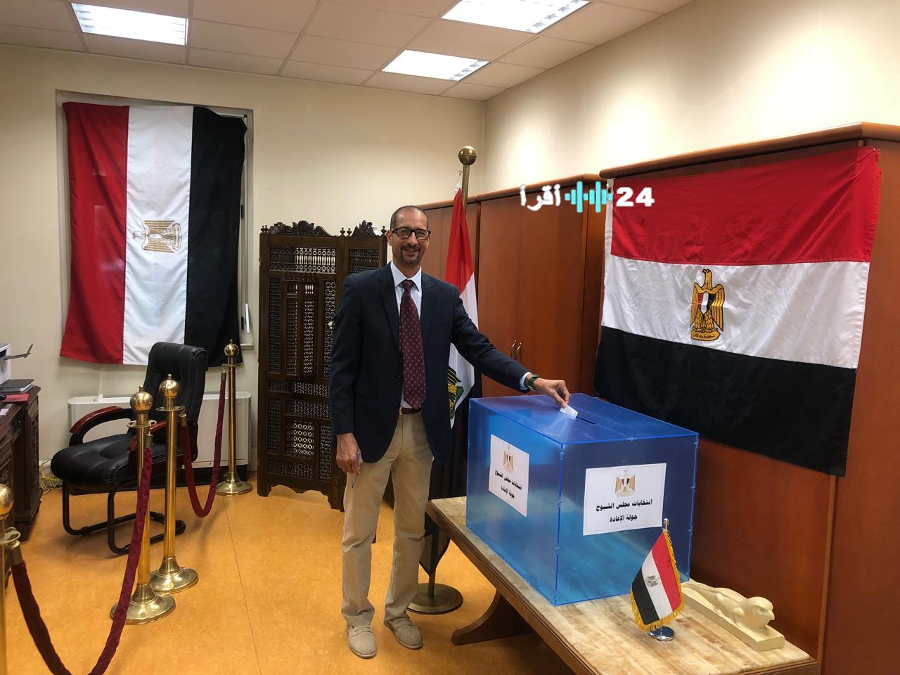 «صوت الوطن» المصريون في الخارج يشاركون بكثافة في جولة الإعادة لانتخابات مجلس الشيوخ 2025