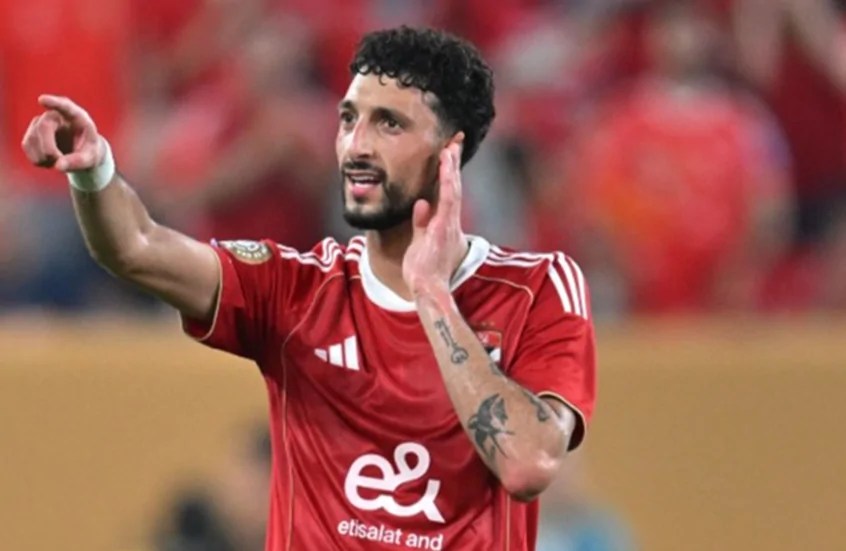 «صفقة مرتقبة».. آدم وطني يكشف عن مساعي بيراميدز لضم وسام أبو علي بعد تألقه مع “الحرية”