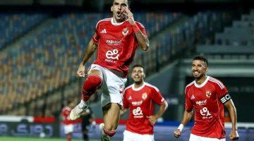 «بثنائية حمراء» الأهلي ينهي الشوط الأول متفوقًا على فاركو