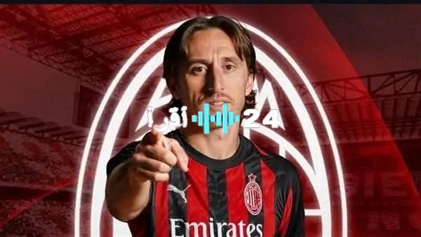 «نجوم مخضرمة تضيء سماء الكالتشيو» مودريتش ودزيكو يتصدران غلاف Sportweek: عودة الخبرة إلى الدوري الإيطالي