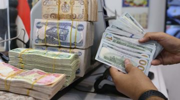 «ثبات نسبي» 141000 دينار لكل 100 دولار.. استقرار سعر صرف الدولار في الأسواق المحلية عند الإغلاق