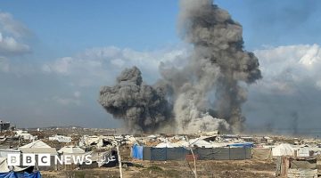 «تصاعد الأزمة الإنسانية» غارات إسرائيلية تودي بحياة فلسطينيين في غزة وسط دعوات للتدخل لإنقاذ محتجزين إسرائيليين يتهددهم الجوع: هل يفاقم التصعيد الضغوط الاقتصادية؟