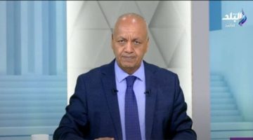 مصطفى بكري السيسي عبر عن رفض تهجير الفلسطينيين رسالة حاسمة للاحتلال