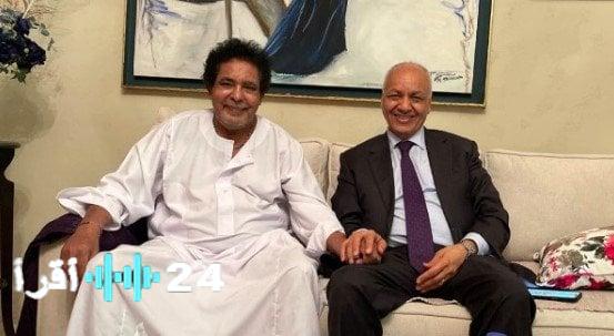 محمد منير يغادر المستشفى اليوم بعد الاطمئنان عليه من مصطفى بكري