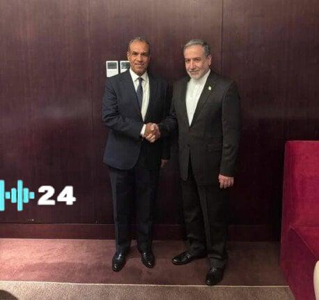 وزير الخارجية يبحث مع نظيره الإيراني أبرز المستجدات الإقليمية والدولية
