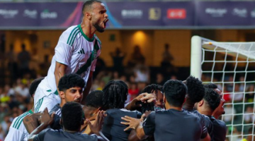 دكة بدلاء الأهلي في مواجهة نيوﻤ