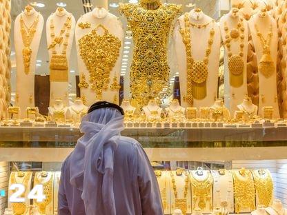 «الجرام بكام» أسعار الذهب تتلألأ في سماء سلطنة عمان اليوم الأربعاء