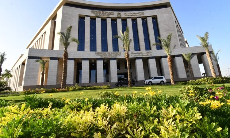 «تلبية لاحتياجات السكان» الشربيني يشدد على استمرار جهود الوزارة في تنفيذ المشروعات الخدمية بالمدن الجديدة.. اقتصاد