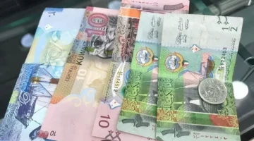 الدينار الكويتي يحلق عاليا الجنيه المصري يتراجع إلى مستويات قياسية