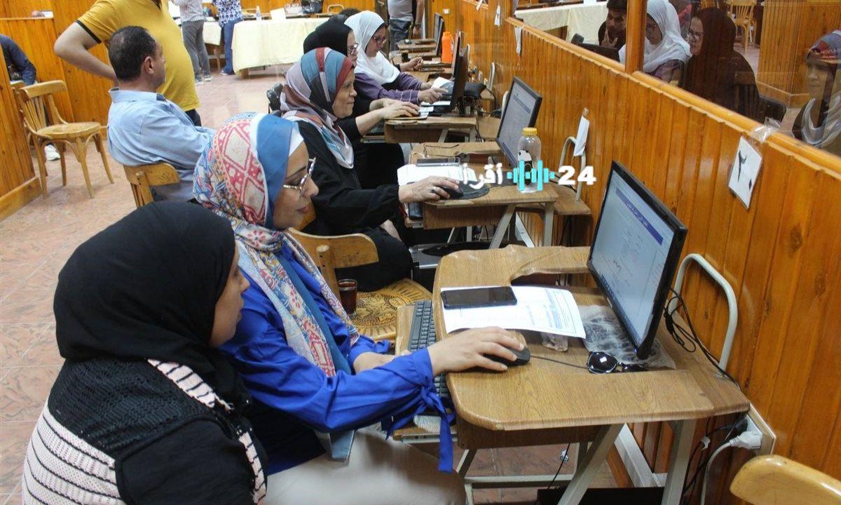 تنسيق المرحلة الثالثة علمي علوم 2025 دليل شامل لاختيار الكليات والمعاهد