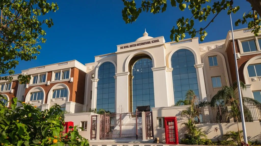 «بيان عاجل يهم كل ولي أمر» المدارس المصرية الألمانية توضح ضوابط ومواعيد التقديم للطلاب وتدعو الأسر لاتّباع الإرشادات المعتمدة